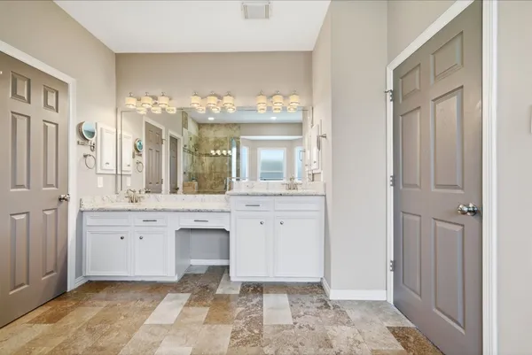 $549,000 | 14011 Blazey Drive, Houston, TX 77095