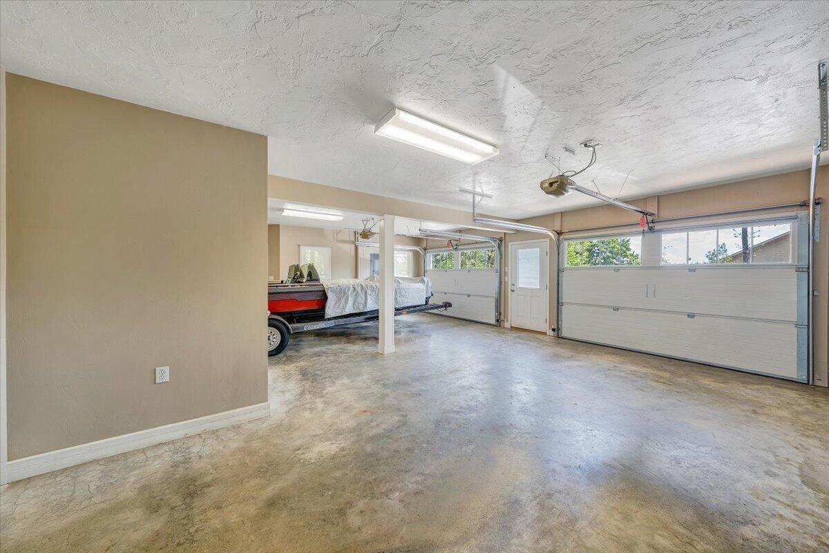 159 Lakeshore Terrace Road Hardy, VA 24101 - Photo 35 of 90 Garage