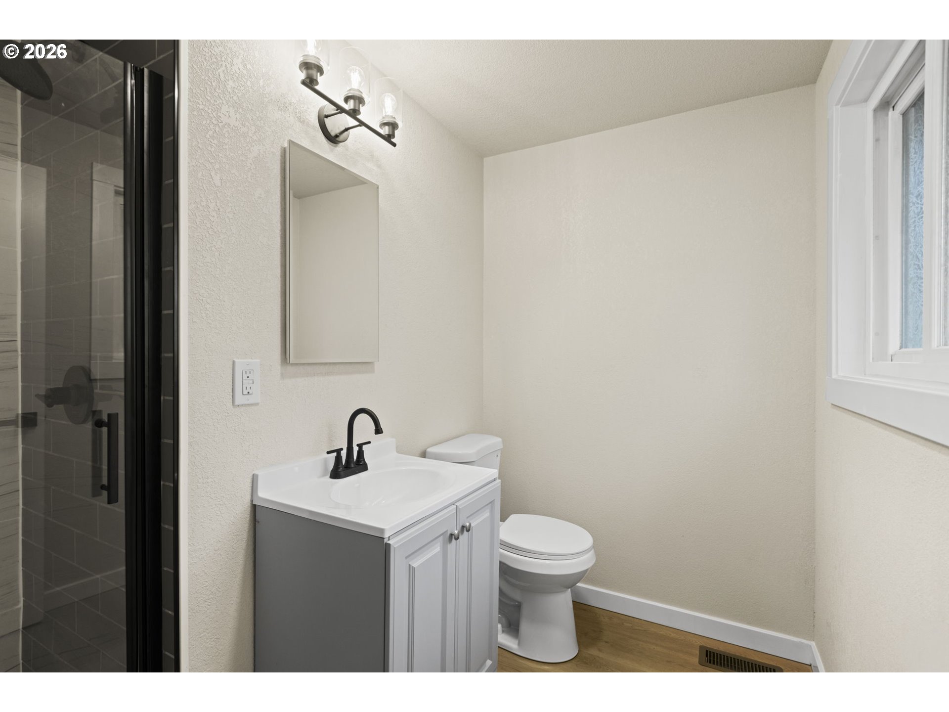 10249 North Tyler Avenue Portland, OR 97203 - Photo 18 of 34