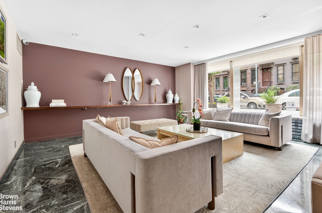 315 East 69th Street, Unit 6L Manhattan, NY 10021 - Photo 9 of 11