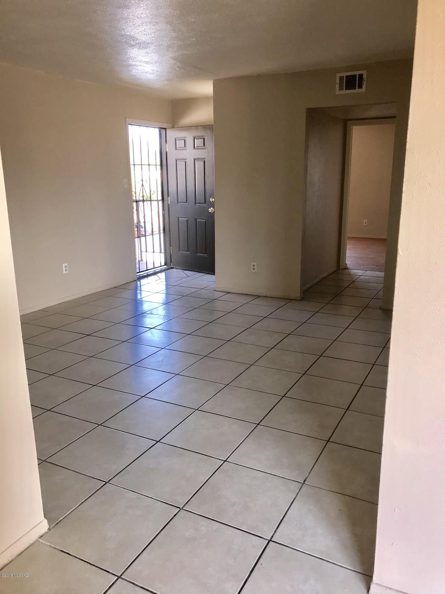 1620 North Wilmot Road, Unit E241 Tucson, AZ 85712 - Photo 3 of 19