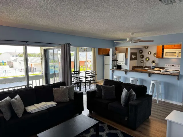 $1,895 | 4000 Gulf Terrace Drive, Unit 241, Destin, FL 32541