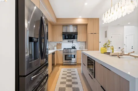 $1,998,000 | 2516 Calhoun Street, Alameda, CA 94501