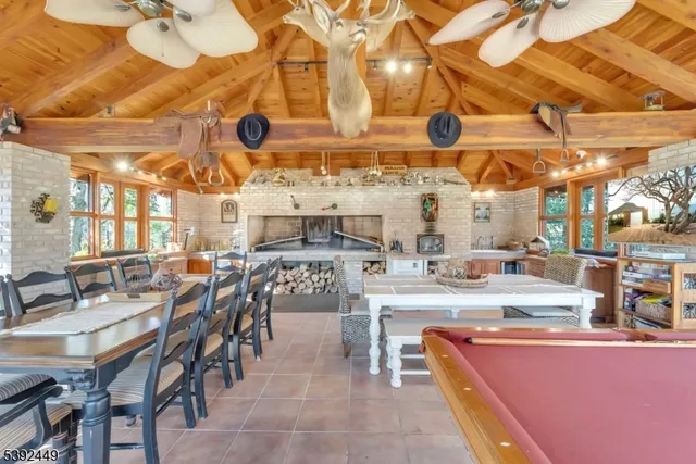 a room with lots of chairs and tables