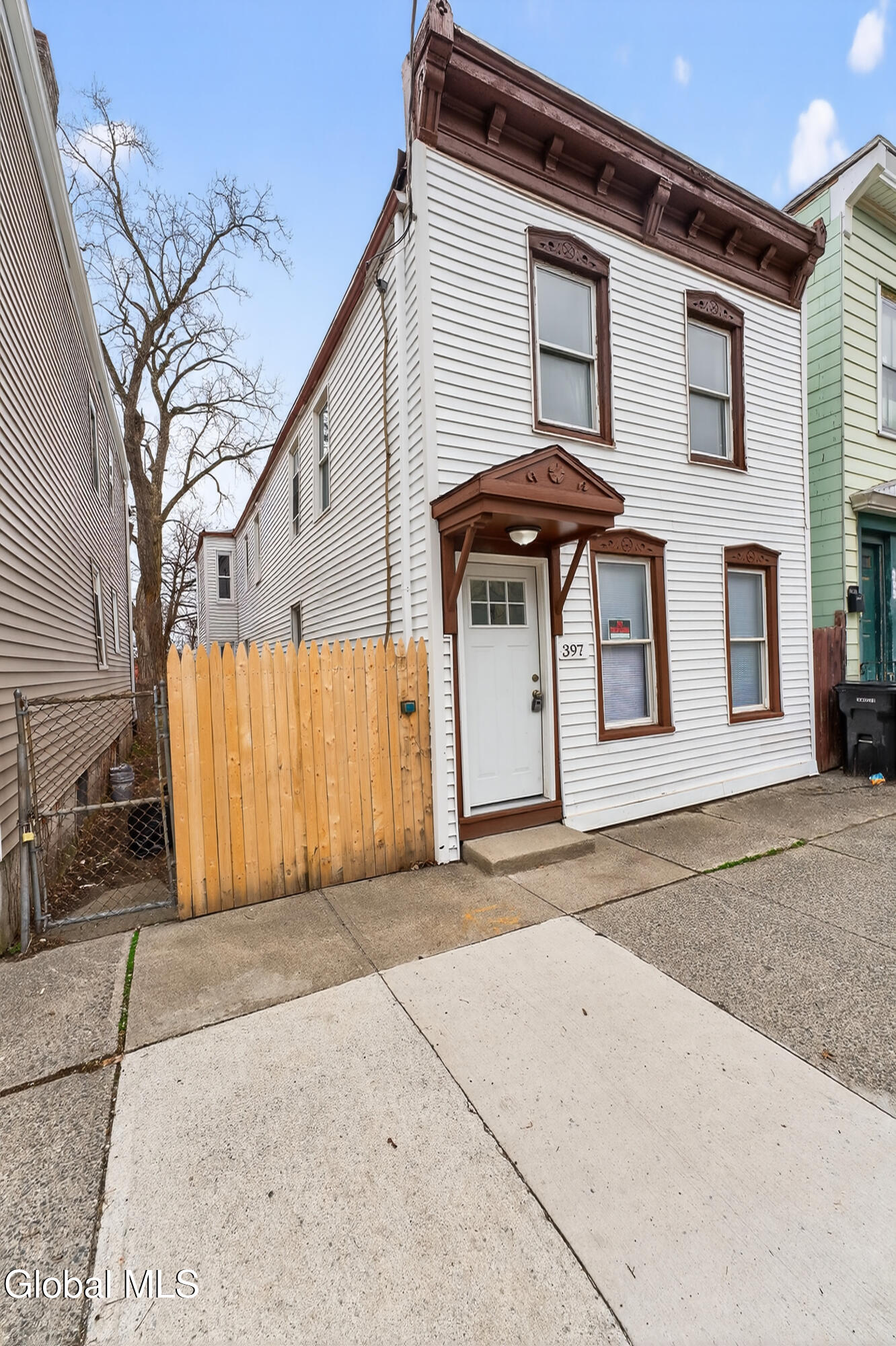 397 10th Street Troy, NY 12180 - Photo 1 of 36 0 Front 2