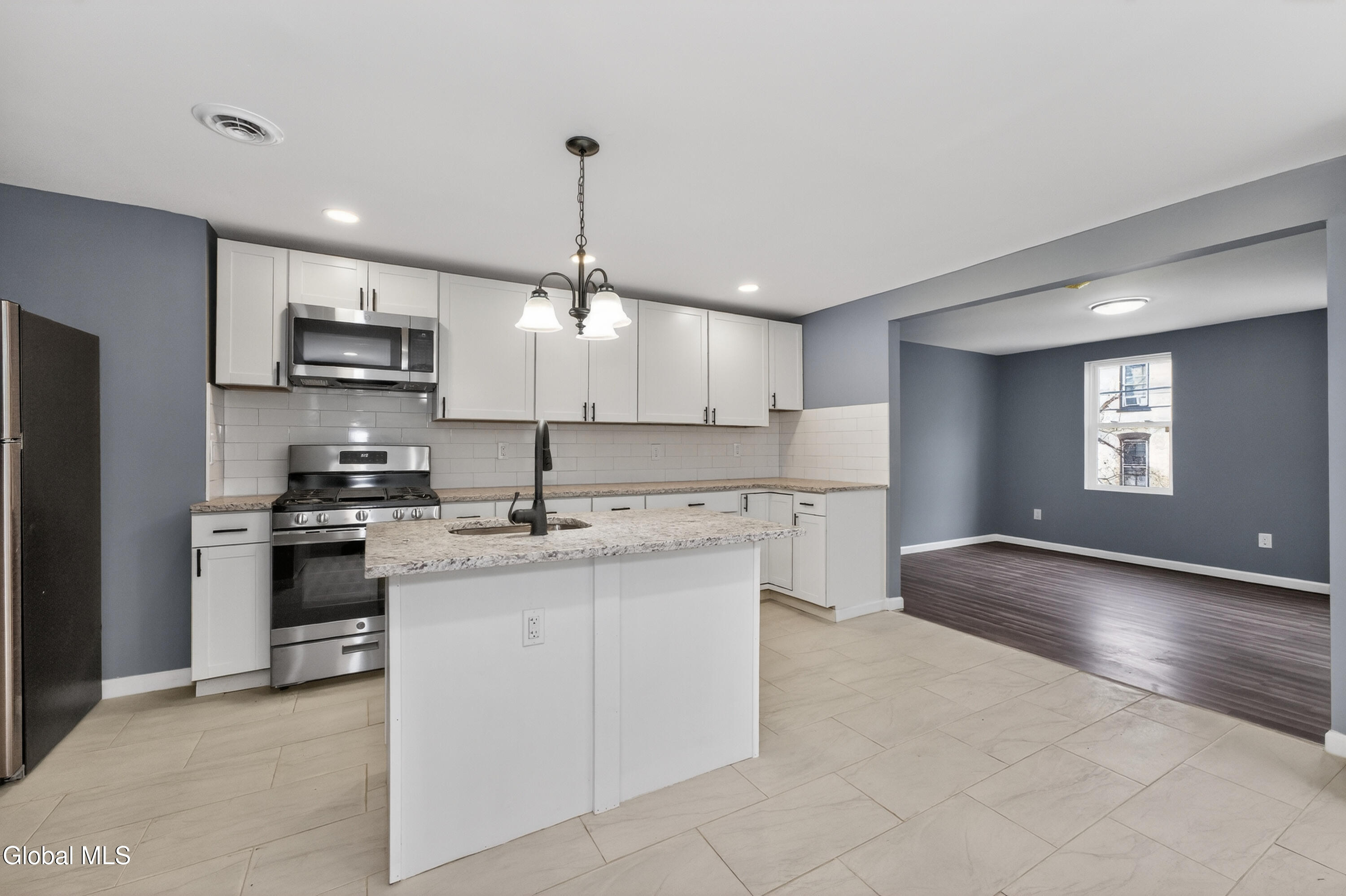397 10th Street Troy, NY 12180 - Photo 18 of 36 2 Apt 2 2