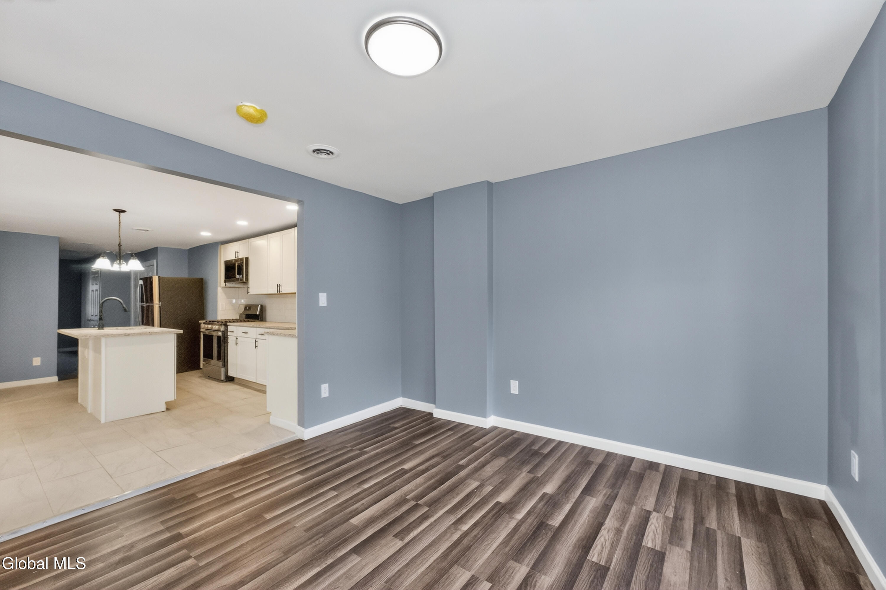 397 10th Street Troy, NY 12180 - Photo 23 of 36 2 Apt 2 7