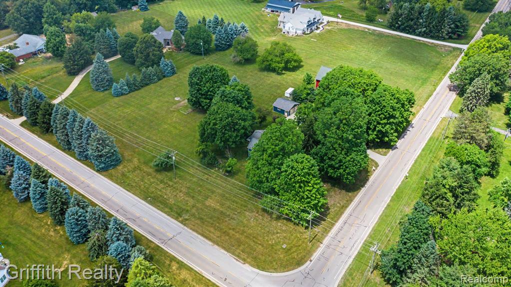 3970 Van Amberg Road Brighton, MI 48114 - Photo 38 of 42