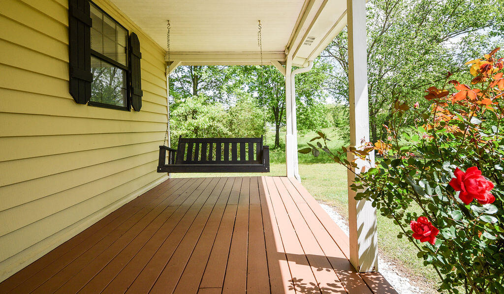 377 Old Eureka Road Charleston, TN 37310 - Photo 5 of 30 DSC_2346