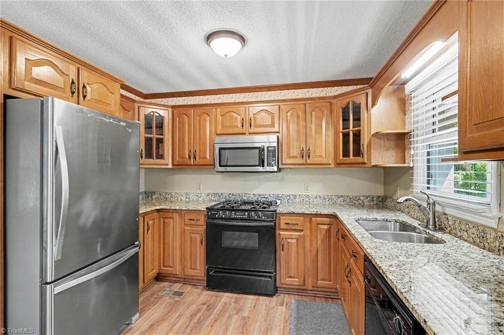 1514 Pepperidge Road Asheboro, NC 27205 - Photo 13 of 32