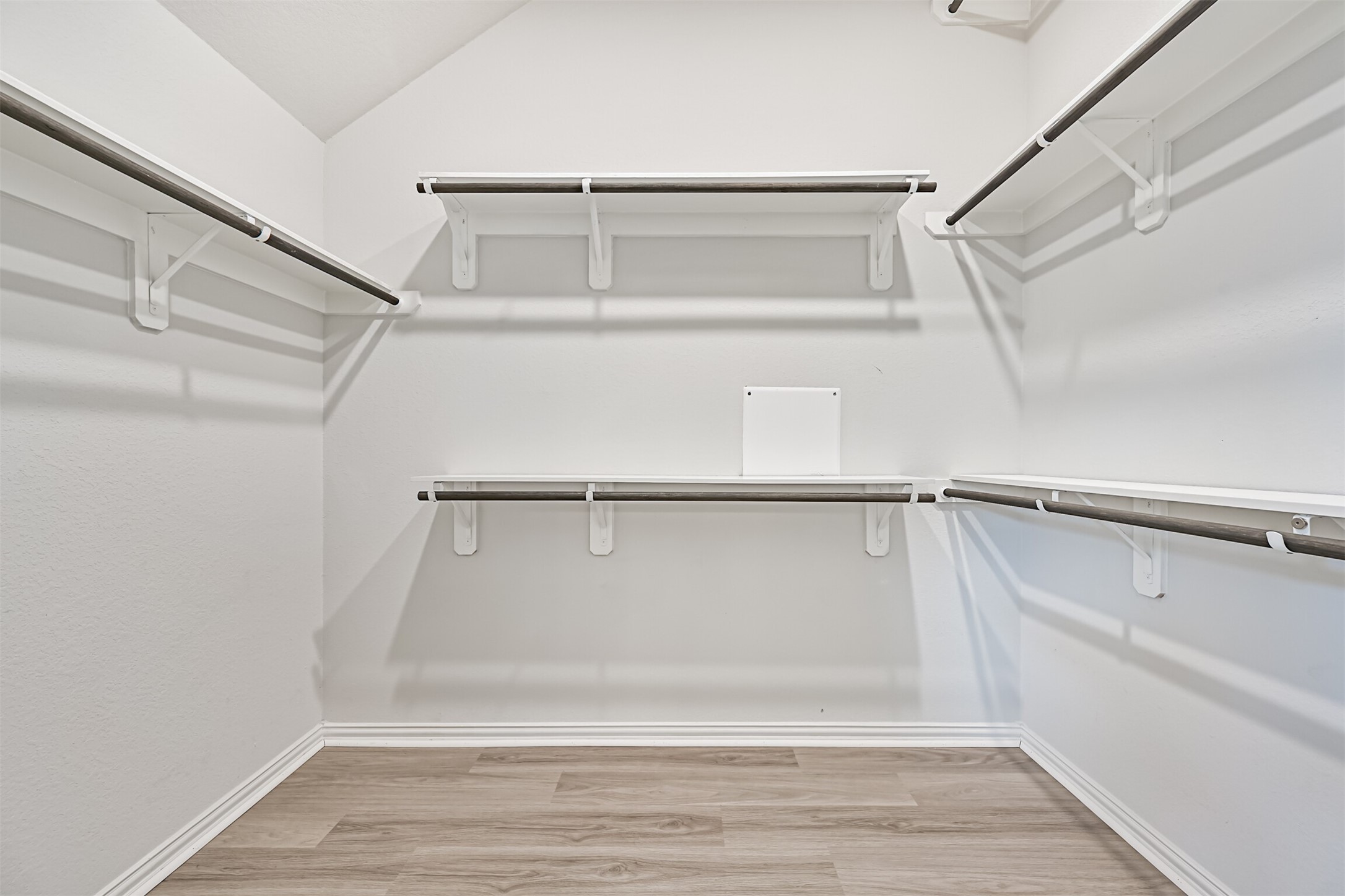 7019 Terra Drive Manvel, TX 77578 - Photo 37 of 41 a view of an empty walk in closet