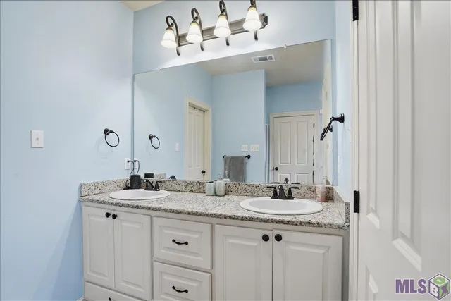 $227,000 | 38209 Shelby Drive, Denham Springs, LA 70706