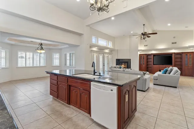 $740,000 | 3255 Hollow Avenue, Madera, CA 93637