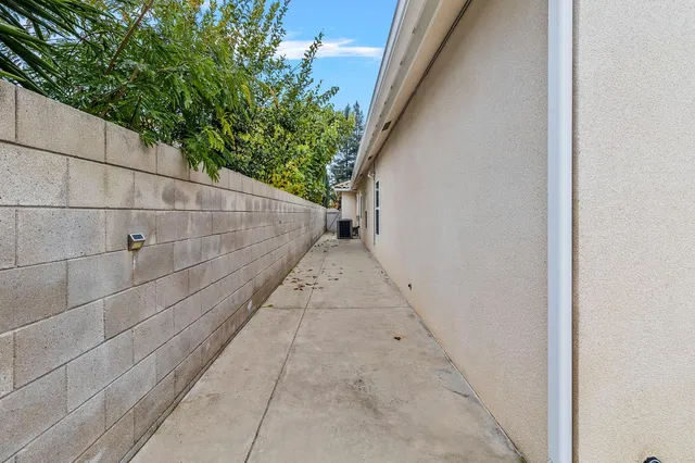 $740,000 | 3255 Hollow Avenue, Madera, CA 93637