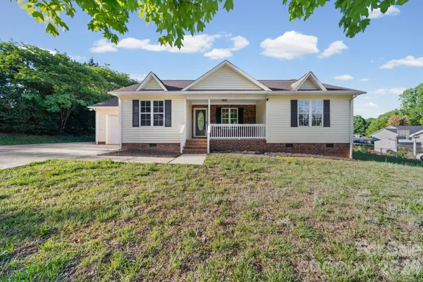 $304,900 | 2327 Sunset Drive, Gastonia, NC 28054