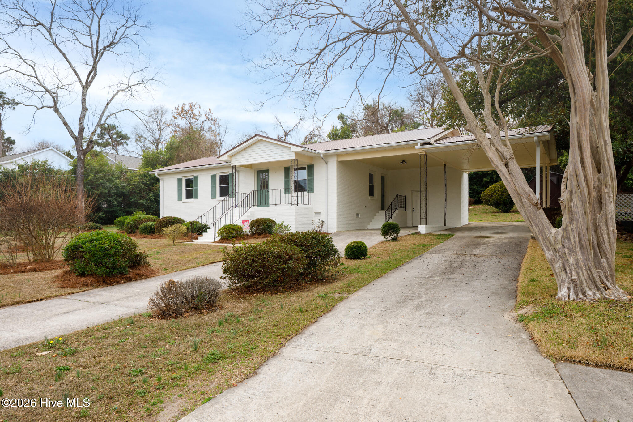 252 South Stephens Street Southern Pines, NC 28387 - Photo 3 of 28 Post 20260307 252 S Stephens St 003