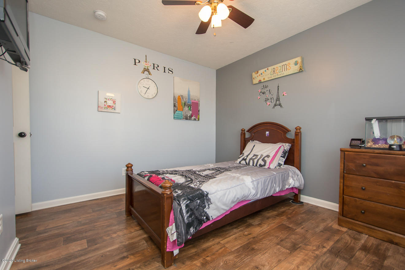 498 Madison Rae Boulevard Shepherdsville, KY 40165 - Photo 20 of 33 Bedroom 1