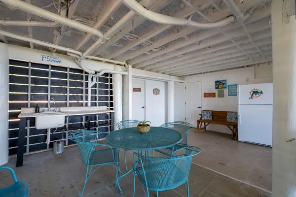 $1,200,000 | 680 Alligator Drive, Alligator Point, FL 32346