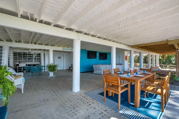 $1,200,000 | 680 Alligator Drive, Alligator Point, FL 32346