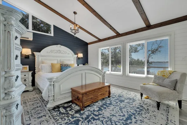 $1,200,000 | 680 Alligator Drive, Alligator Point, FL 32346