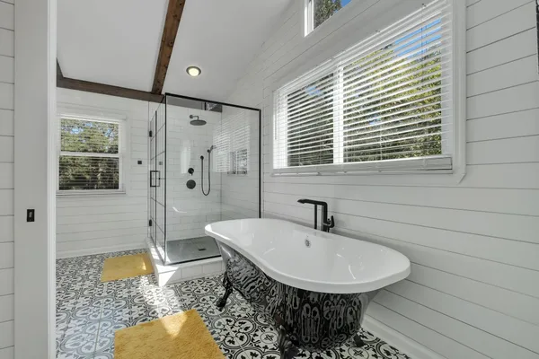 $1,200,000 | 680 Alligator Drive, Alligator Point, FL 32346