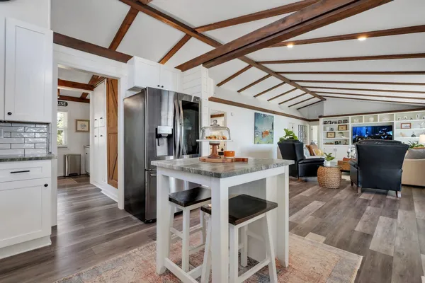 $1,200,000 | 680 Alligator Drive, Alligator Point, FL 32346