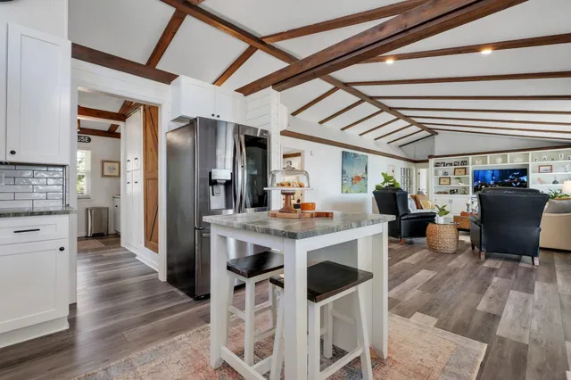 $1,200,000 | 680 Alligator Drive, Alligator Point, FL 32346