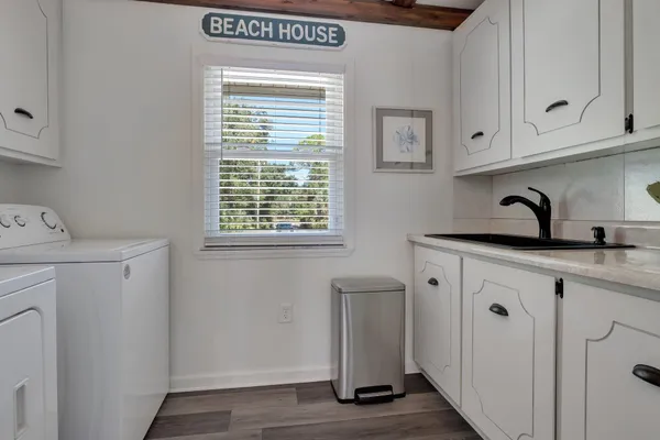 $1,200,000 | 680 Alligator Drive, Alligator Point, FL 32346