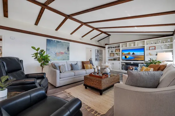 $1,200,000 | 680 Alligator Drive, Alligator Point, FL 32346