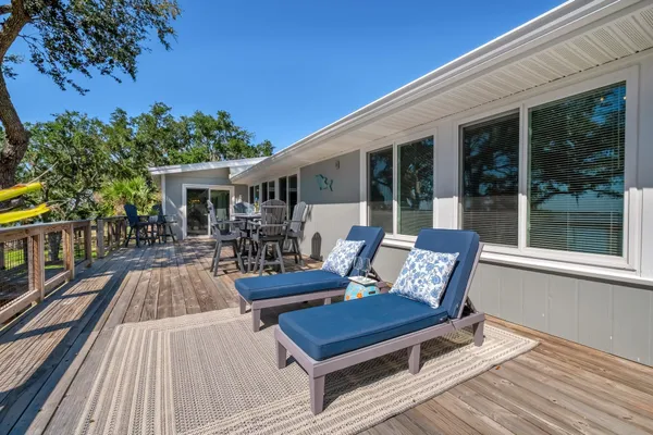$1,200,000 | 680 Alligator Drive, Alligator Point, FL 32346