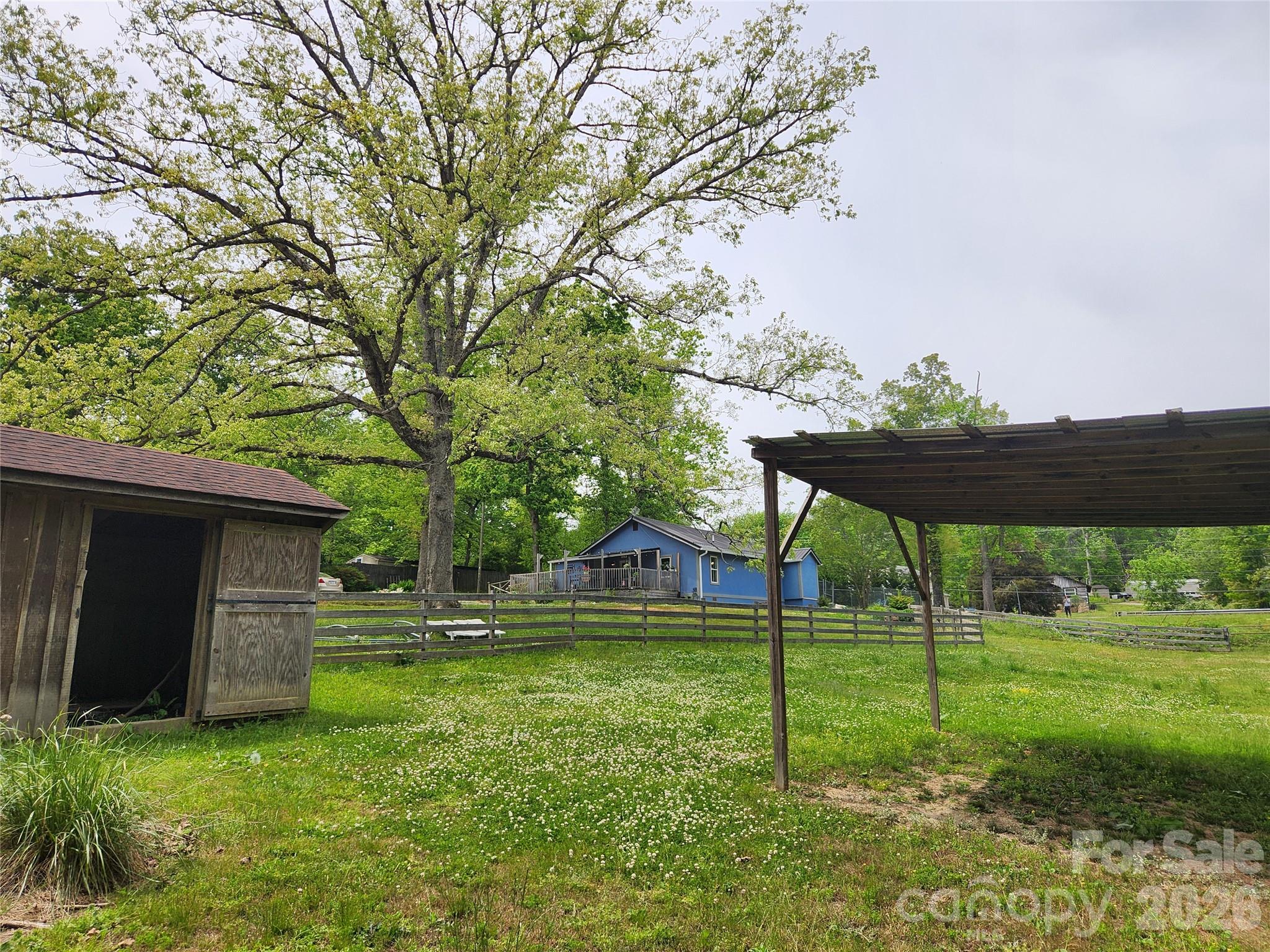 28 Cathys Cove Road Hendersonville, NC 28792 - Photo 37 of 42