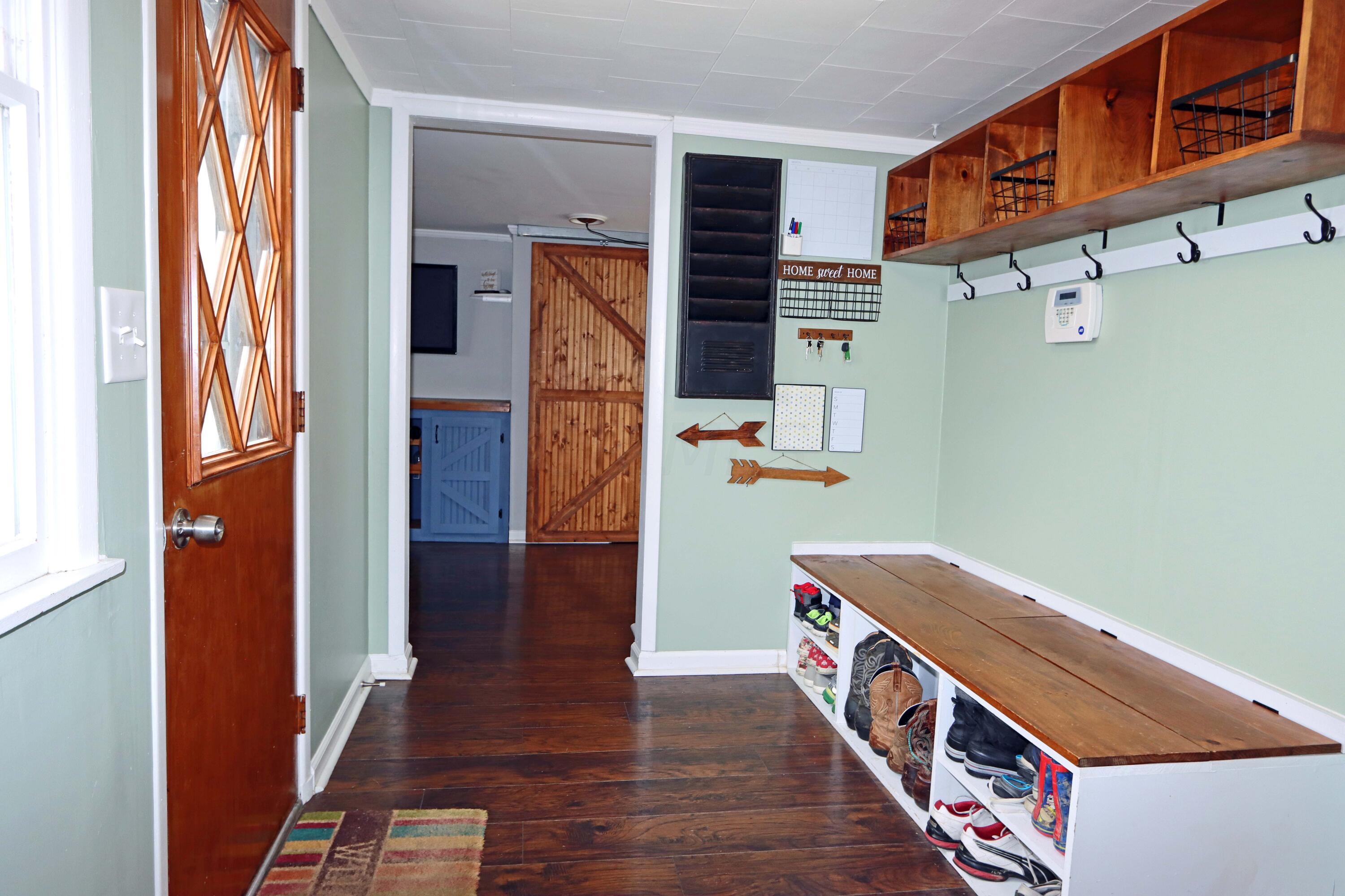 26895 Fawley Road Raymond, OH 43067 - Photo 23 of 50 Side Entrance/Mudroom