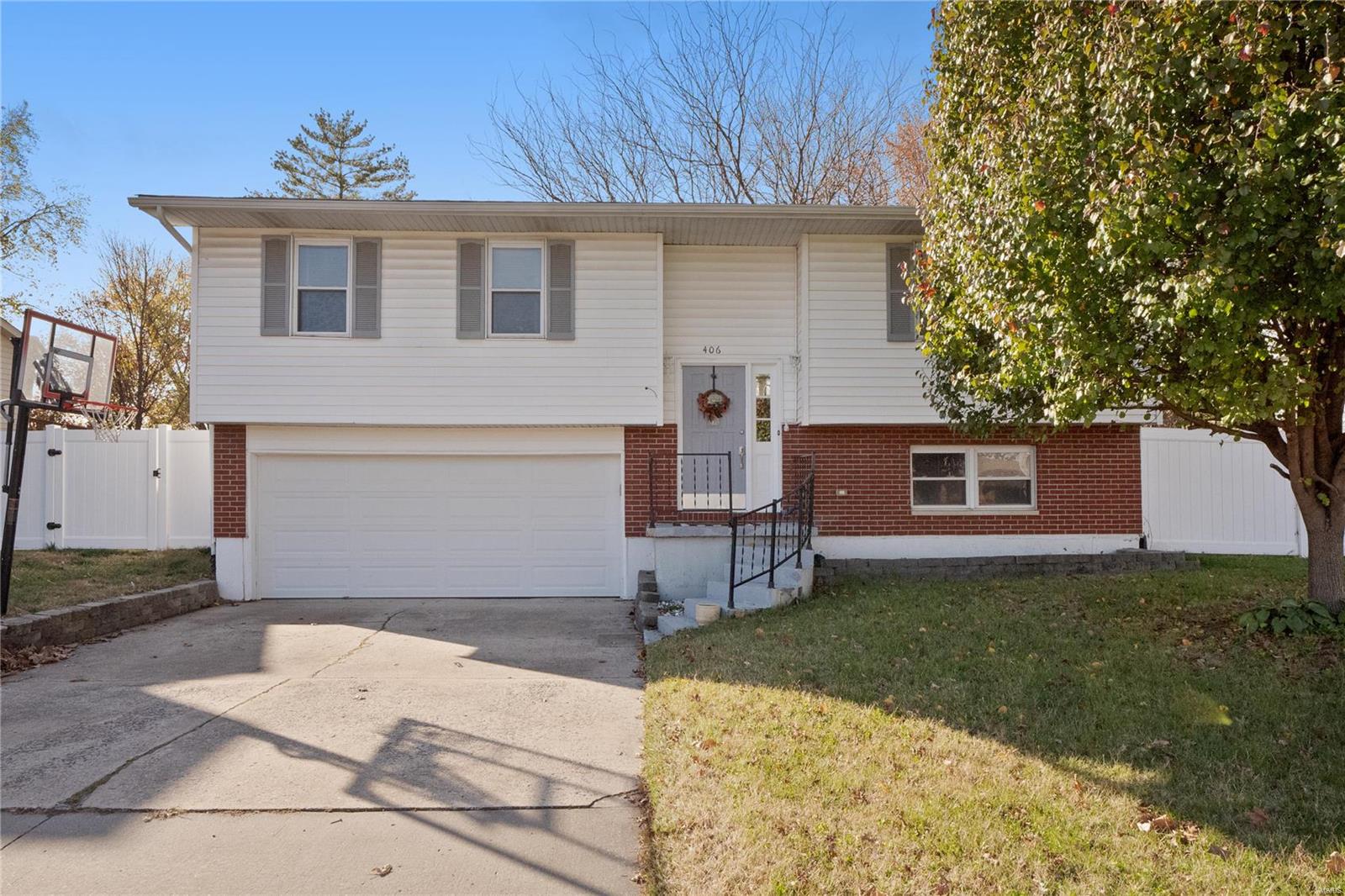 406 Riggin Road Troy, IL 62294 - Photo 2 of 30