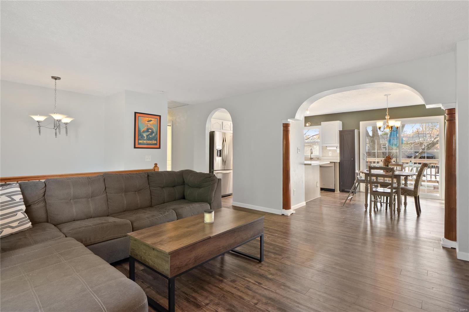406 Riggin Road Troy, IL 62294 - Photo 3 of 30