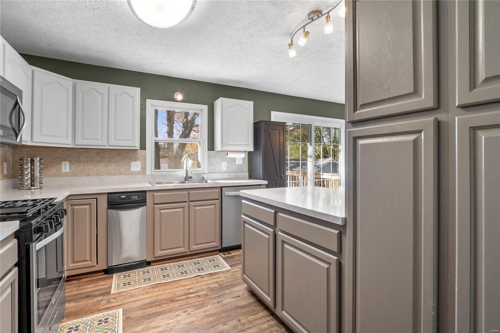 406 Riggin Road Troy, IL 62294 - Photo 6 of 30