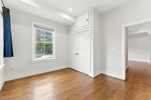$3,100 | 64 Gove Street, Unit 1, Boston, MA 02128