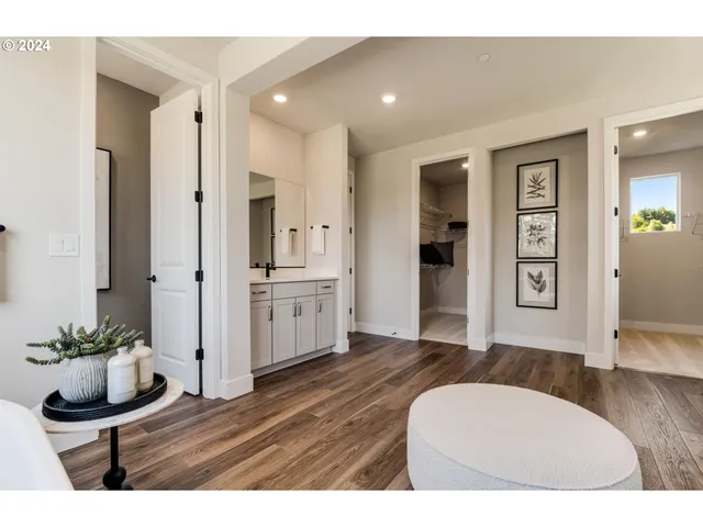 $984,570 | 3565 West 4th Street, Washougal, WA 98671