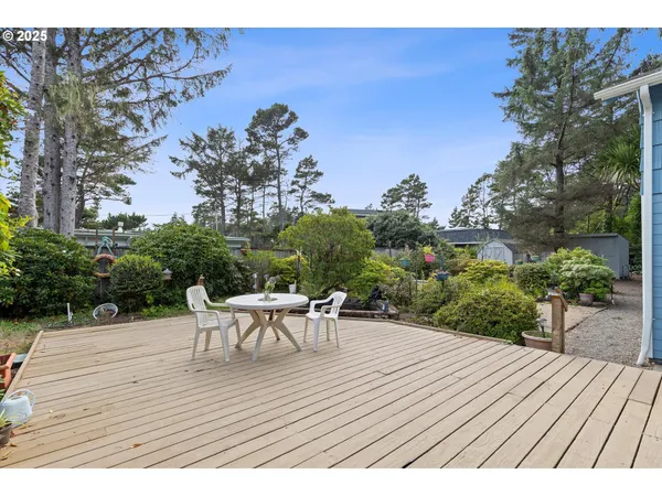 $524,900 | 5825 Roma Avenue, Cloverdale, OR 97112