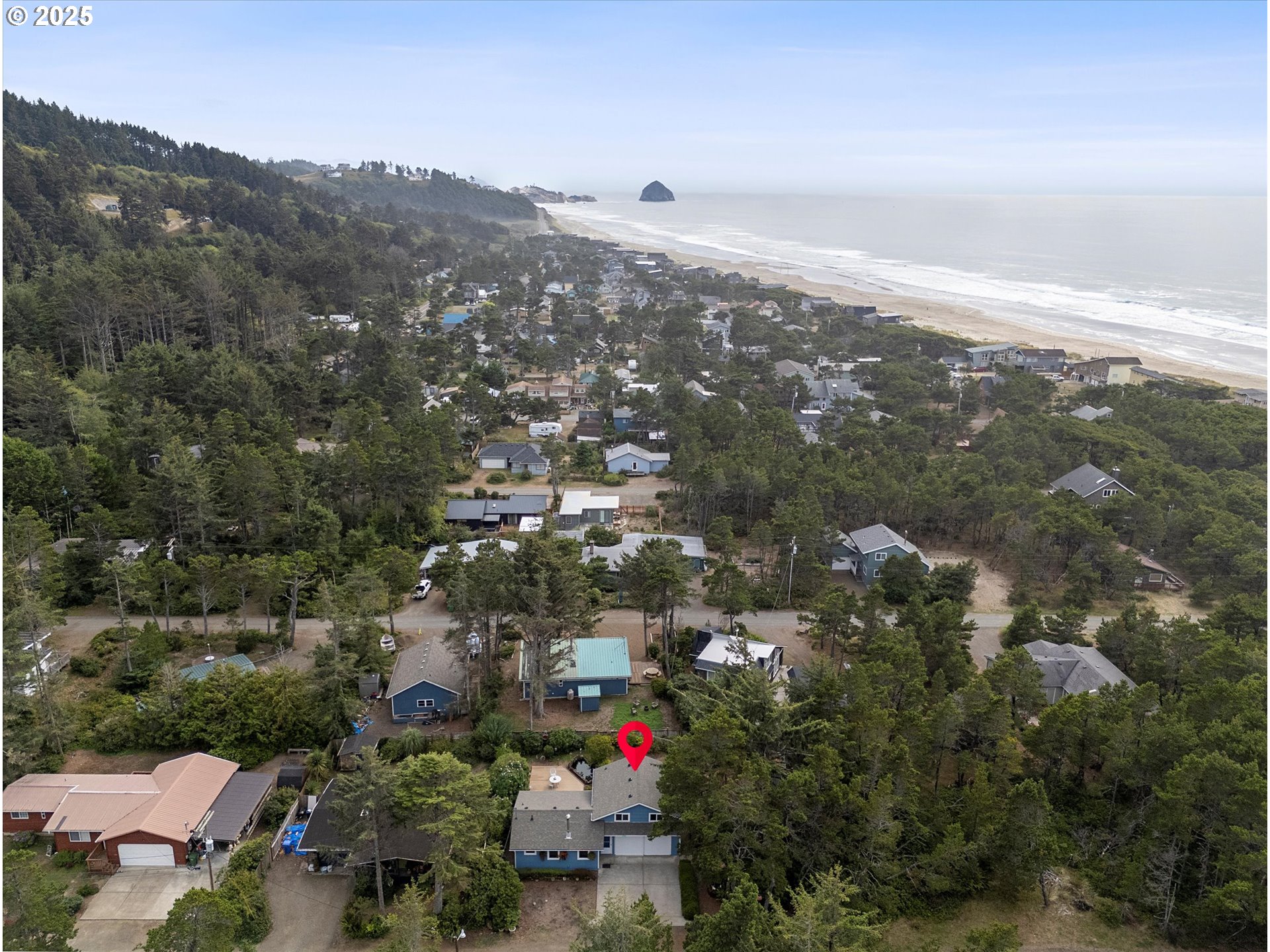 5825 Roma Avenue Cloverdale, OR 97112 - Photo 40 of 44 a view of city and mountain