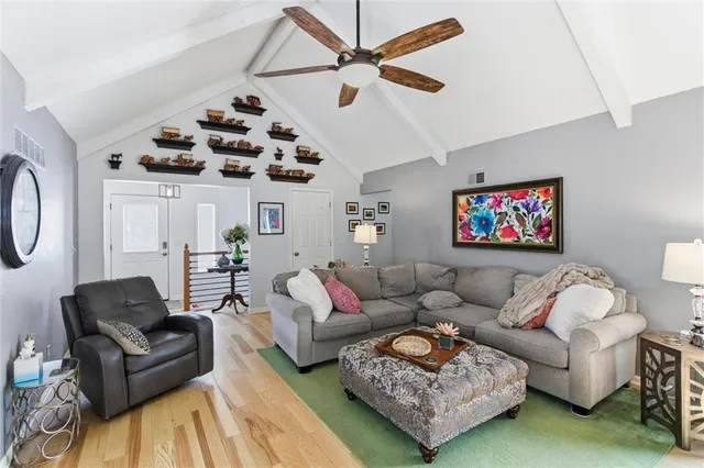 $399,999 | 308 Southeast Colony Drive, Lee's Summit, MO 64063