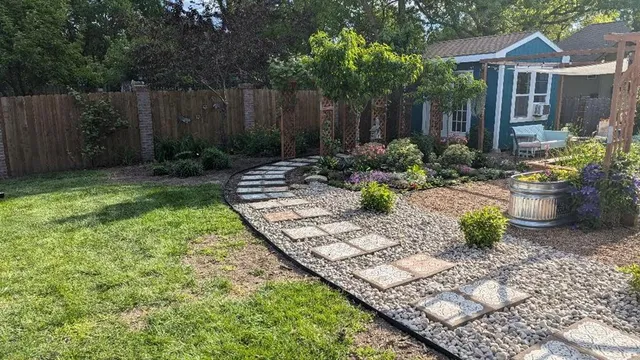 $399,999 | 308 Southeast Colony Drive, Lee's Summit, MO 64063