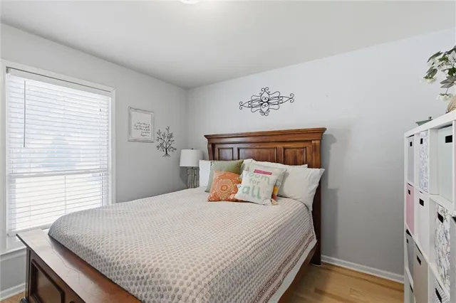 $399,999 | 308 Southeast Colony Drive, Lee's Summit, MO 64063