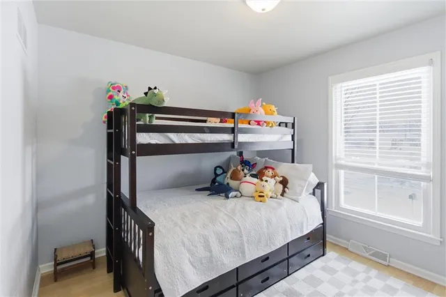 $399,999 | 308 Southeast Colony Drive, Lee's Summit, MO 64063