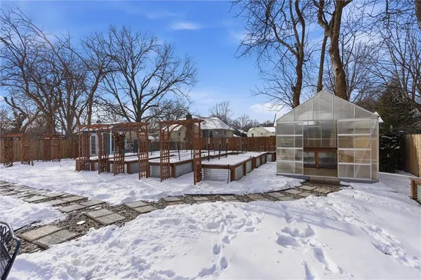 $360,000 | 308 Southeast Colony Drive, Lee's Summit, MO 64063