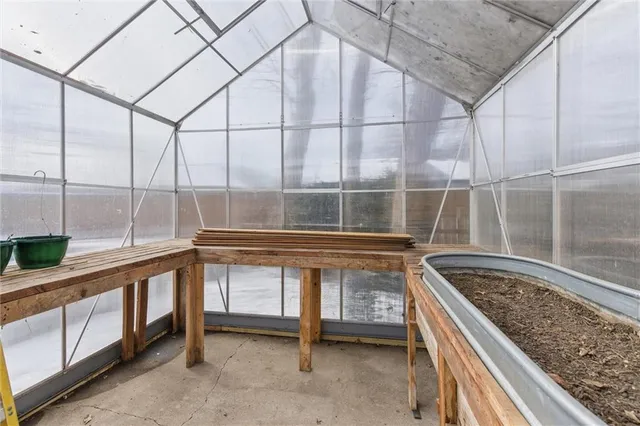 $399,999 | 308 Southeast Colony Drive, Lee's Summit, MO 64063