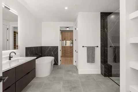 $2,643,000 | 321 31st Avenue North, Unit D3 (A)(2), Nashville, TN 37203