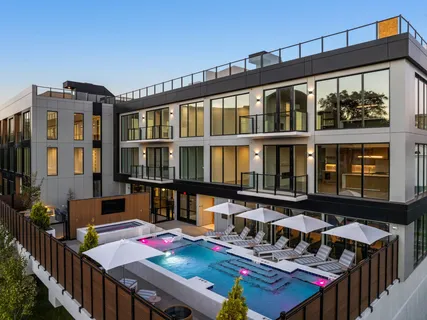 $2,643,000 | 321 31st Avenue North, Unit D3 (A)(2), Nashville, TN 37203