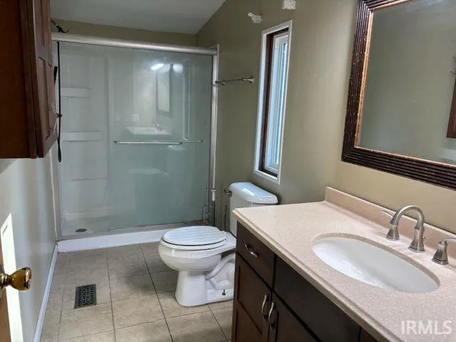 $195,000 | 1497 South State Road 161, Rockport, IN 47635