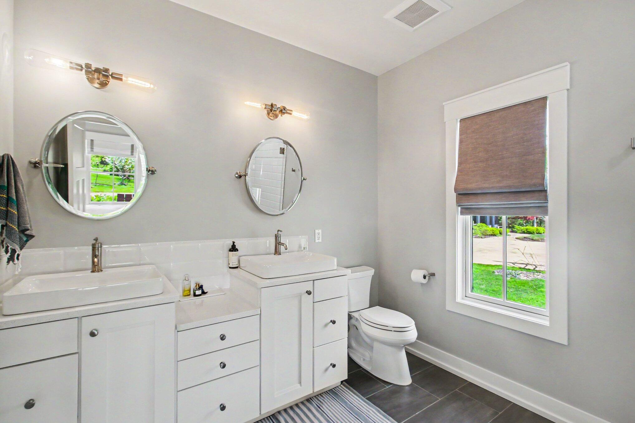 224 Ferry Street Douglas, MI 49406 - Photo 13 of 31 013_file_2066