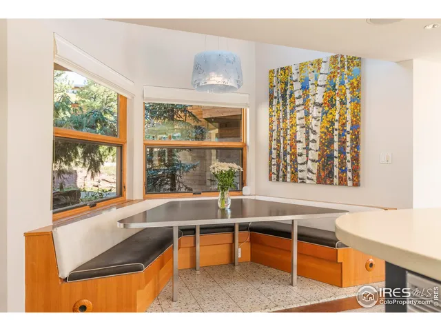 a living room filled with furniture